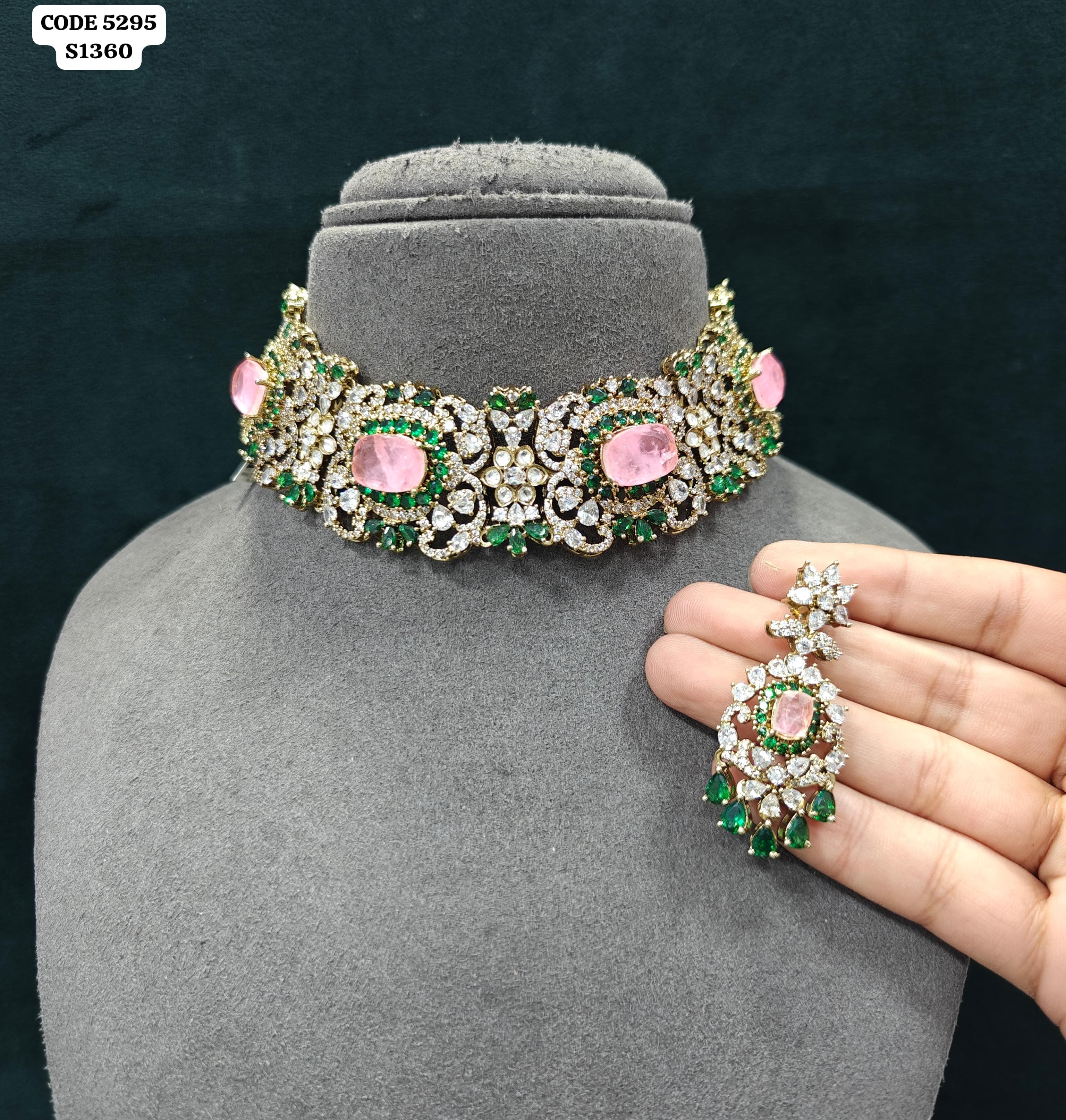 Necklace Set 059
